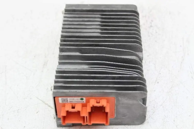 05-11 Tahoe 10361107 Power Inverter Unit Module 1