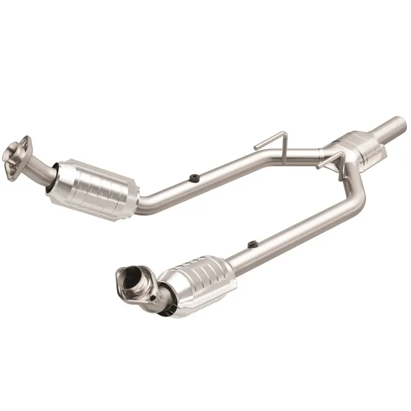 Magnaflow California-Compliant Direct-Fit Catalytic Converter (Model 444080) 1